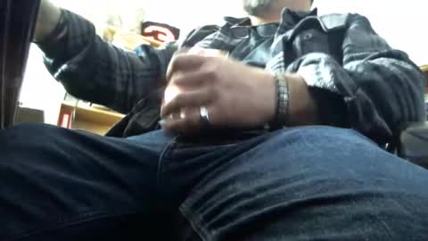 Snapshot of bartender3127 chatting on 02.22.25 bartender3127 online show from 02.22.25