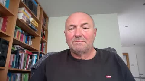 Snapshot of bartvel chatting on 04.21.26 bartvel online show from 04.21.26