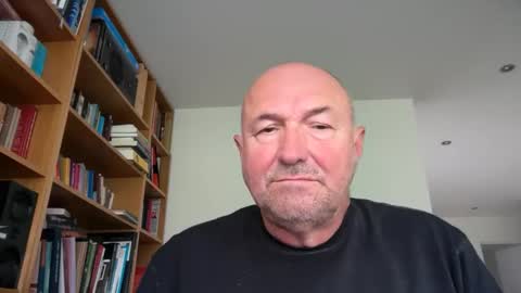 Snapshot of bartvel chatting on 05.04.26 bartvel online show from 05.04.26