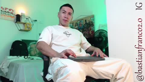 Bastian Independent Model online show from 12.25.24