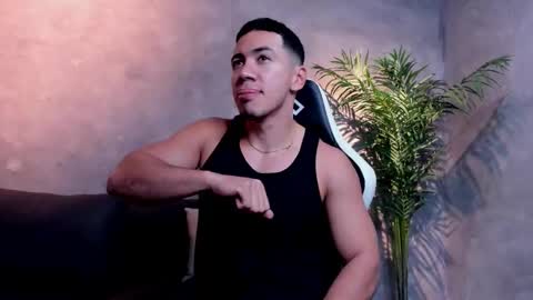 Bastian Independent Model online show from 01.07.26