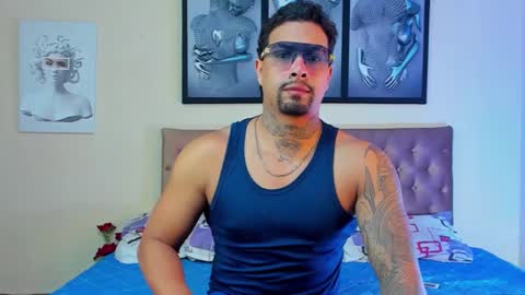 Snapshot of bastian_jones1 chatting on 12.09.24 bastian_jones1 online show from 12.09.24