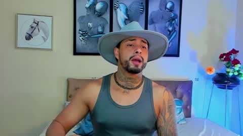 Snapshot of bastian_jones1 chatting on 01.20.25 bastian_jones1 online show from 01.20.25