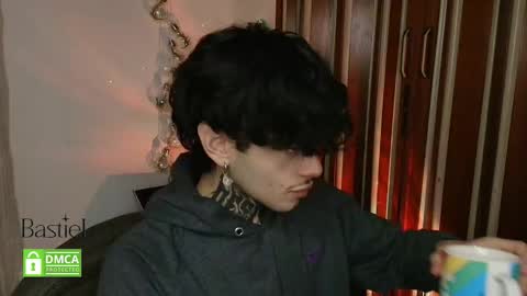 Snapshot of bastiel_ chatting on 09.09.25 Bastiel online show from 09.09.25