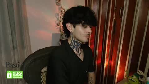 Snapshot of bastiel_ chatting on 09.12.25 Bastiel online show from 09.12.25