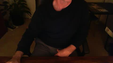 BateBro13 online show from 12.16.24