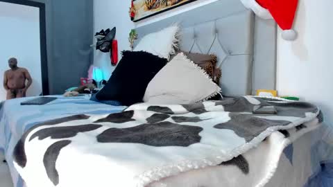 Snapshot of batey44_ chatting on 12.14.24 Idaly and Carlos online show from 12.14.24