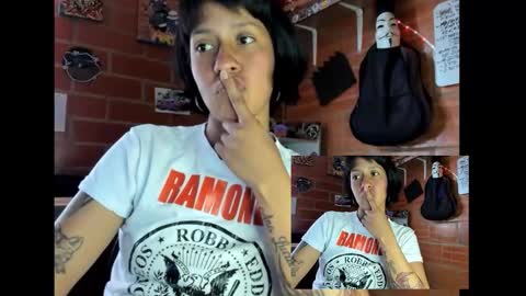 Snapshot of batkyrie chatting on 12.16.25 batkyrie online show from 12.16.25