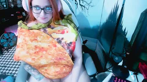 Audrey online show from 10.08.25