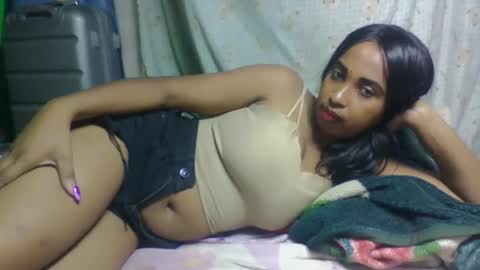 Snapshot of bavianona chatting on 10.25.25 bavianona online show from 10.25.25