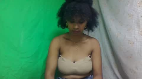 Snapshot of bavianona chatting on 11.26.25 bavianona online show from 11.26.25