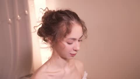 Snapshot of bb_jett chatting on 12.14.25 JETT DENI online show from 12.14.25