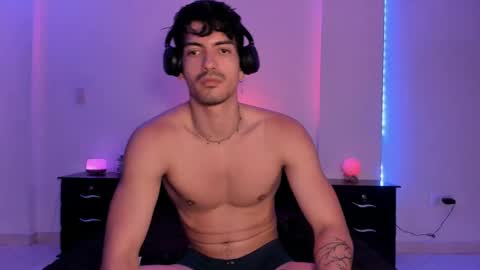 Valentino online show from 01.03.25