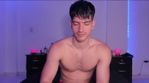 Valentino online show from 02.06.25