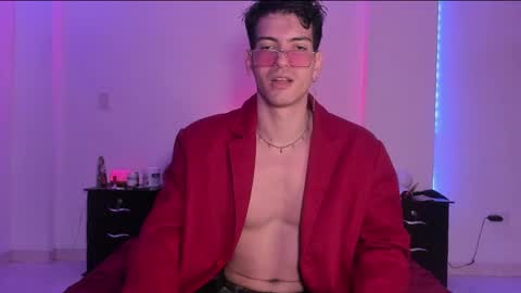 Valentino online show from 02.14.25