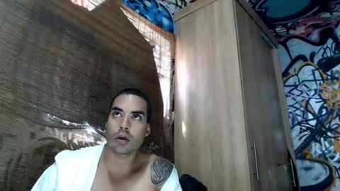 Snapshot of bbc_monster1 chatting on 10.03.25 Justin online show from 10.03.25