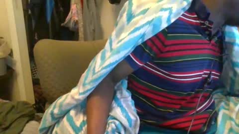 rocker n queen online show from 02.17.25