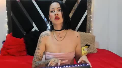 Snapshot of bbesitaquenn chatting on 01.08.25 BBesitaQuen 18 latina ass lovense cum lush online show from 01.08.25
