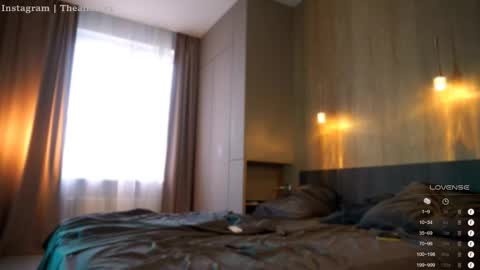 Brandon online show from 10.22.25