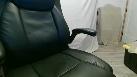 Snapshot of bbrown987654 chatting on 01.10.25 ofans texasguy1 online show from 01.10.25