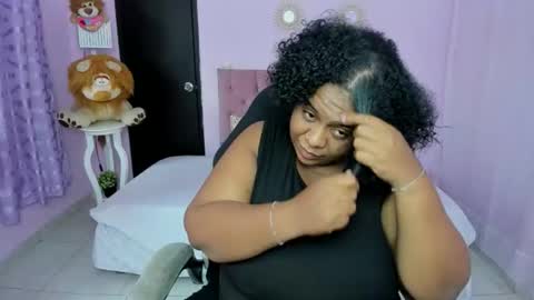 Snapshot of bbw_charlote chatting on 03.01.26 Charlote online show from 03.01.26