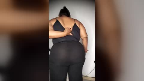 Snapshot of bbw_cindy11 chatting on 07.25.26 Cindy online show from 07.25.26