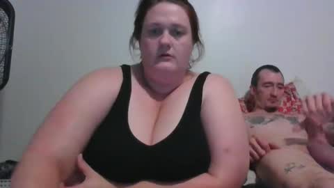 Snapshot of bbwdomqueen chatting on 10.04.25 QuEen KeLs online show from 10.04.25