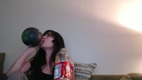 Snapshot of bby_julesss chatting on 11.20.25 bby_julesss online show from 11.20.25