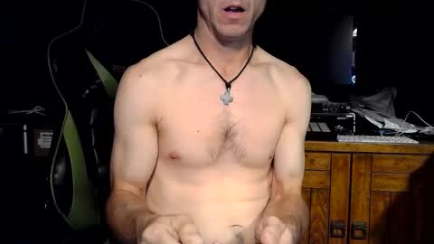 bchillin28 online show from 10.22.25