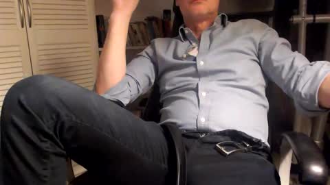 Snapshot of bd_19_6 chatting on 11.17.25 bd online show from 11.17.25