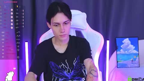 Snapshot of bd_black chatting on 10.28.25 Aiden online show from 10.28.25