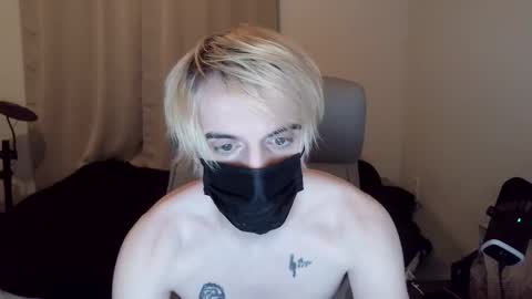 Snapshot of bdogboy chatting on 02.11.26 fuckboy86 online show from 02.11.26