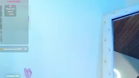 Snapshot of bdsmelapetite chatting on 11.25.25 Ela online show from 11.25.25