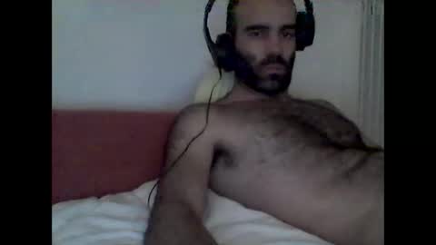 bear14250949 online show from 10.31.25