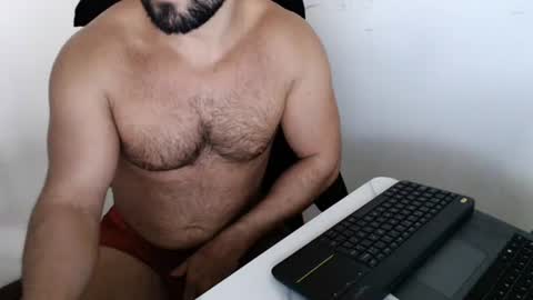 Snapshot of beard_top_guy chatting on 09.15.25 Beard Guy online show from 09.15.25