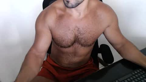 Snapshot of beard_top_guy chatting on 11.30.25 Beard Guy online show from 11.30.25