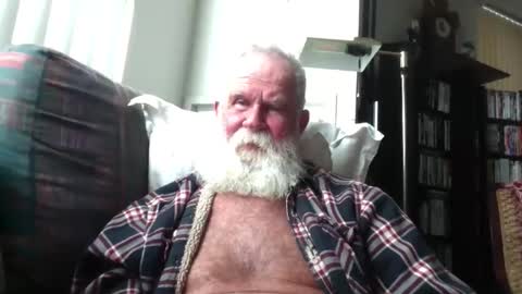 beardbushy online show from 04.13.26