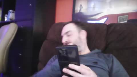 Snapshot of beardedambition chatting on 02.23.25 beardedambition online show from 02.23.25