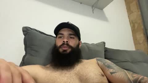 Snapshot of beardmax chatting on 03.02.26 Min online show from 03.02.26