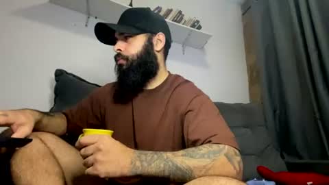 Snapshot of beardmax chatting on 07.07.26 Min online show from 07.07.26