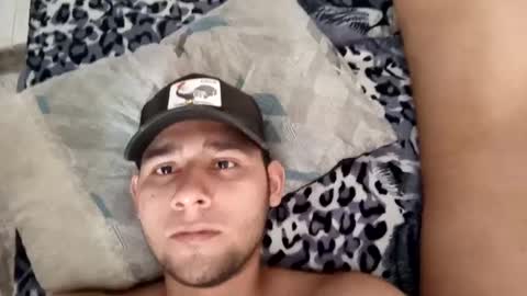 Jhon Tenjo and Sofi online show from 09.15.25