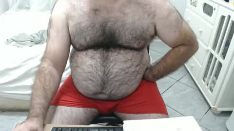 Snapshot of beastbearmg chatting on 09.09.25 beastbearmg online show from 09.09.25