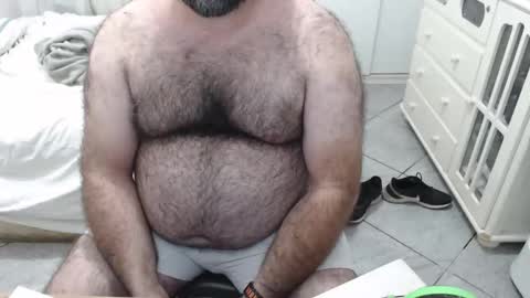 Snapshot of beastbearmg chatting on 09.13.25 beastbearmg online show from 09.13.25