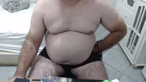 Snapshot of beastbearmg chatting on 09.30.25 beastbearmg online show from 09.30.25