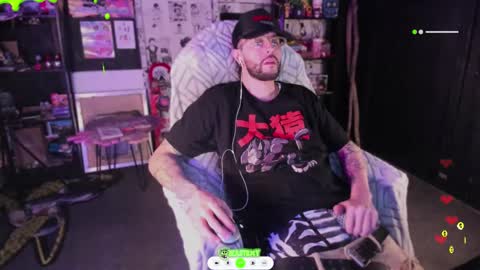 Snapshot of beastbxy chatting on 01.29.25 beast bxy online show from 01.29.25