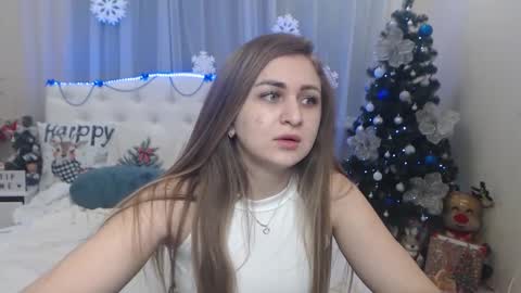 Snapshot of beataangel chatting on 01.12.25 beataangel online show from 01.12.25