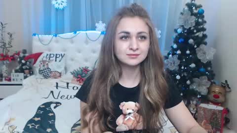 Snapshot of beataangel chatting on 01.21.25 beataangel online show from 01.21.25