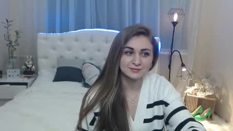 Snapshot of beataangel chatting on 01.29.25 beataangel online show from 01.29.25