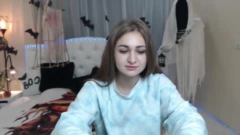 Snapshot of beataangel chatting on 11.06.25 beataangel online show from 11.06.25