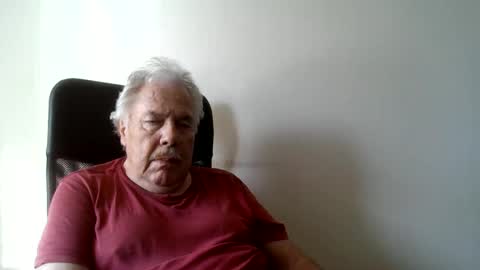 Snapshot of beatli chatting on 03.03.26 Beat online show from 03.03.26